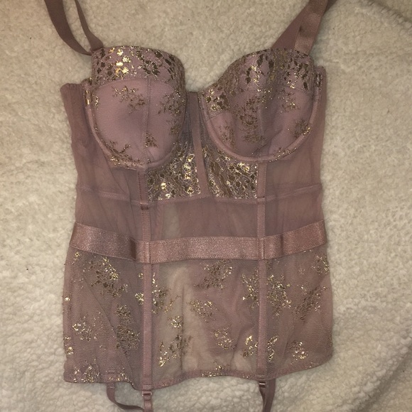 Victoria Secret lingerie - Picture 2 of 7